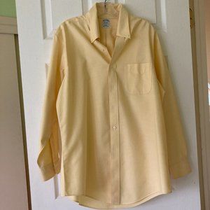 Brooks Brothers non Iron Dress Shirt